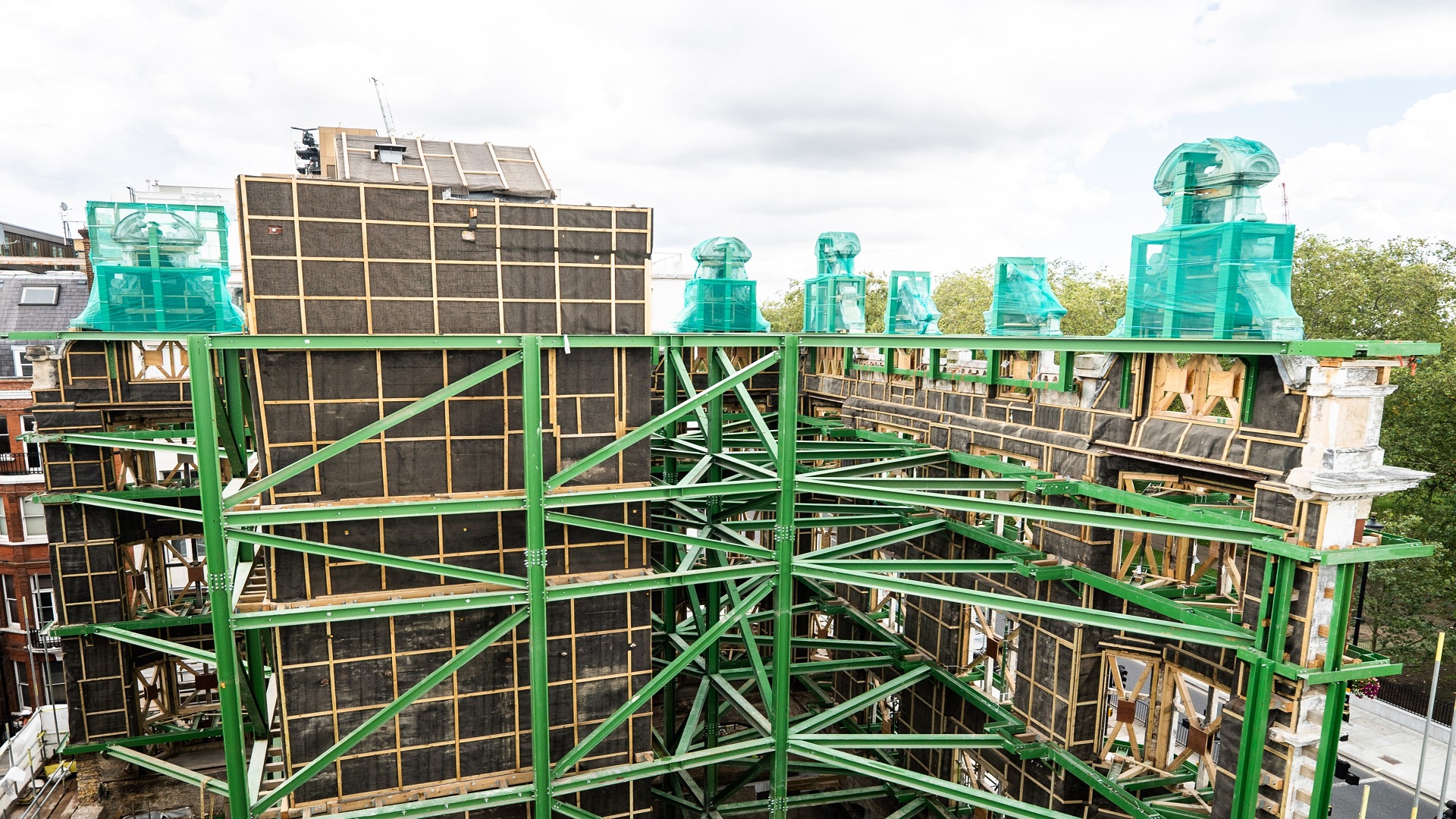 https://www.deriskuk.com/wp-content/uploads/2023/05/circular-economy-cambridge-house-steel_.jpg
